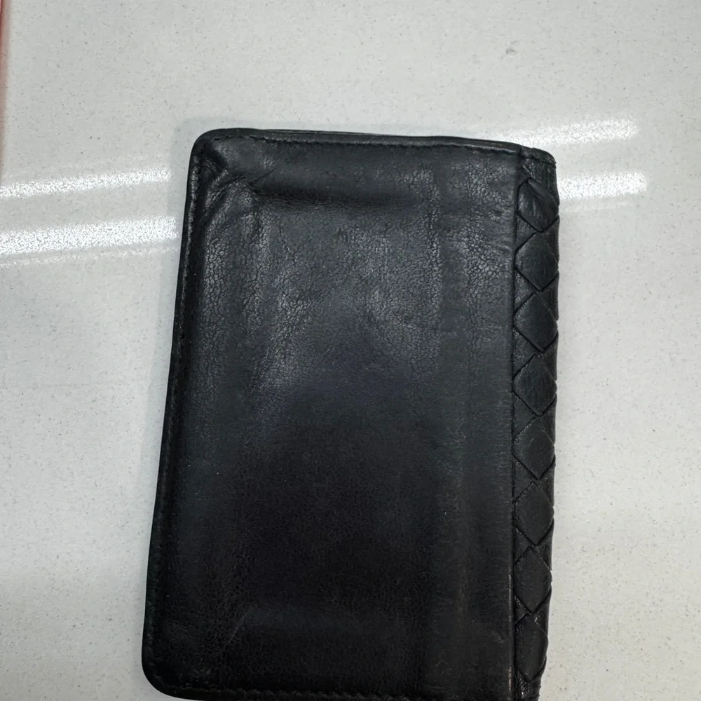 ✨ Bottega Veneta Intrecciato Black Compact Leather Wallet (Unisex) - Picture 8 of 9